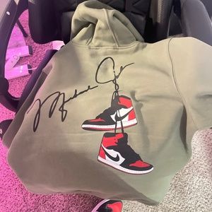 Jordan Hoodie army green